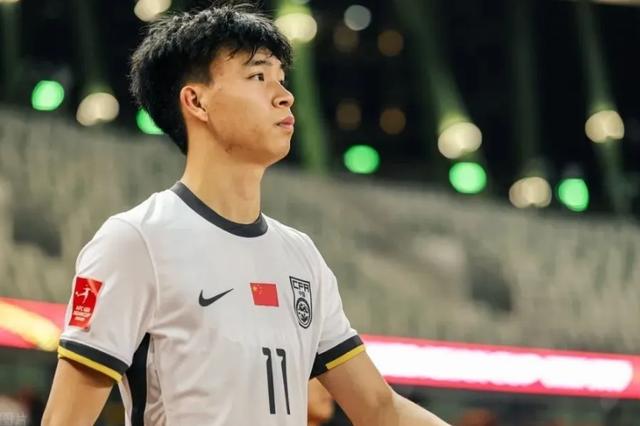 东亚杯-黄政宇首球国足两中门框1-0中国香港获季军的简单介绍
